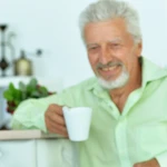 Jugo de Noni para procurar un envejecimiento activo